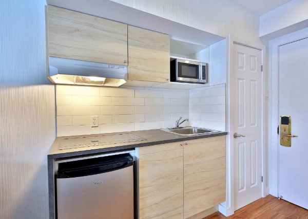 Hotel Newstar Montreal image 18