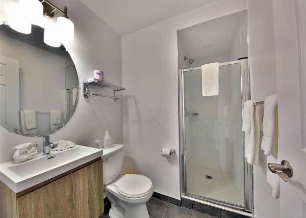 Hotel Newstar Montreal image 21