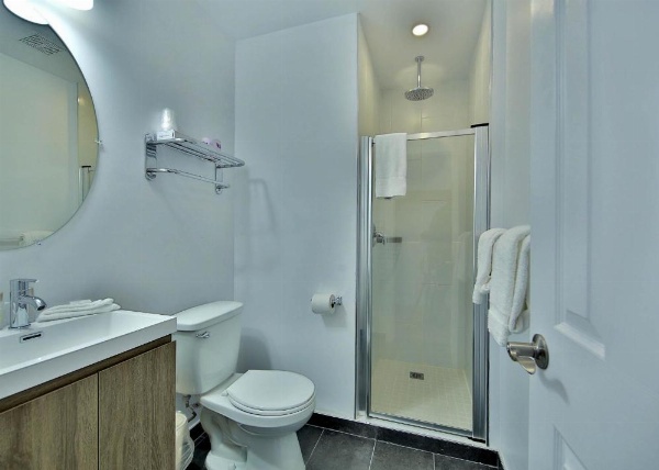 Hotel Newstar Montreal image 24