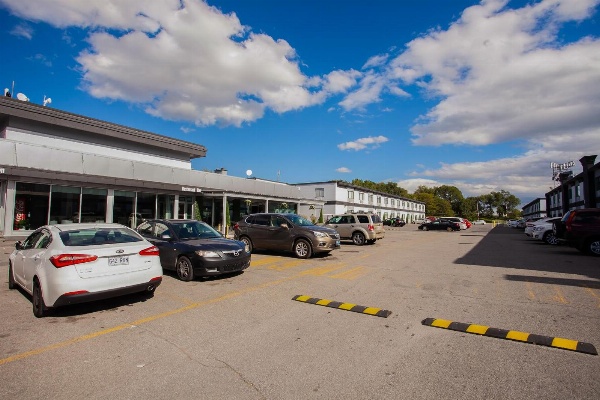 Hotel Newstar Montreal image 6