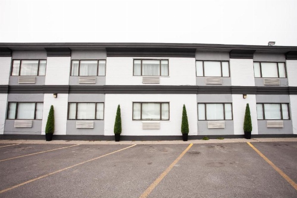 Hotel Newstar Montreal image 9